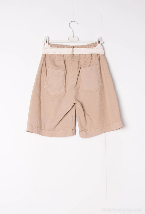 Bermuda byxor med elastisk midja - Beige - Ord.Pris 999:-
