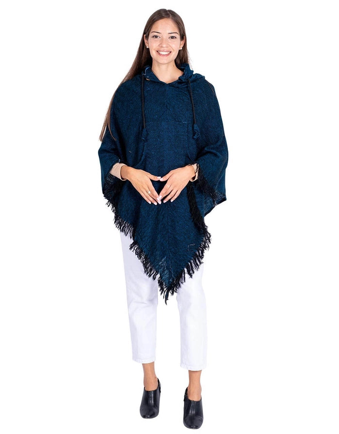 Blå Triangulär Poncho med Fransar och Huva – Fair Trade - 100 % Bomull