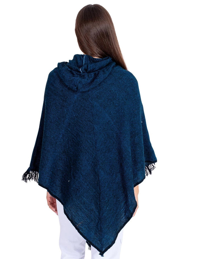 Blå Triangulär Poncho med Fransar och Huva – Fair Trade - 100 % Bomull