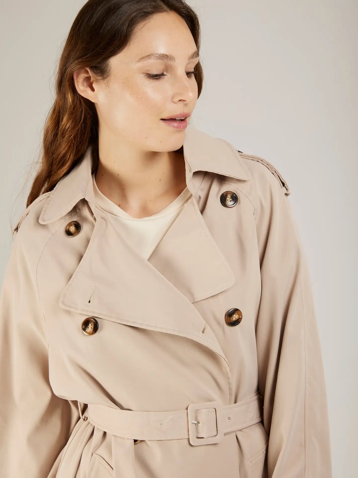 MELVINE - Klassisk trenchcoat i bomull