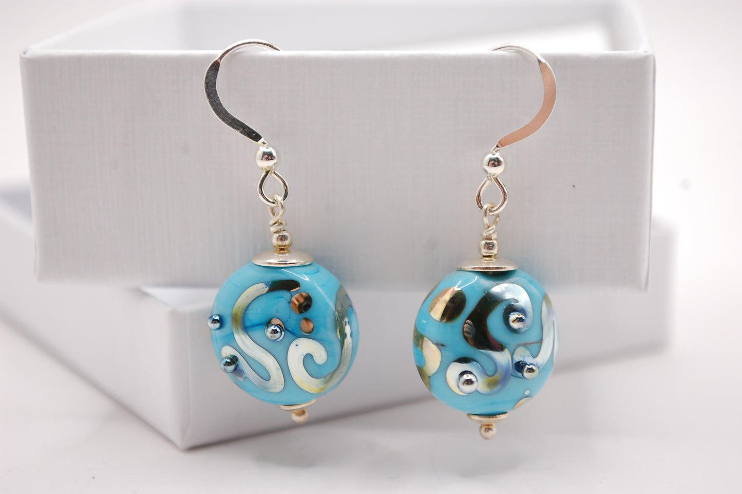 Örhängen i glas och 925 sterling silver - Turkos - Marianne Degener