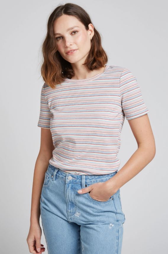 THEO - Pastellrandig T-shirt - Rosa