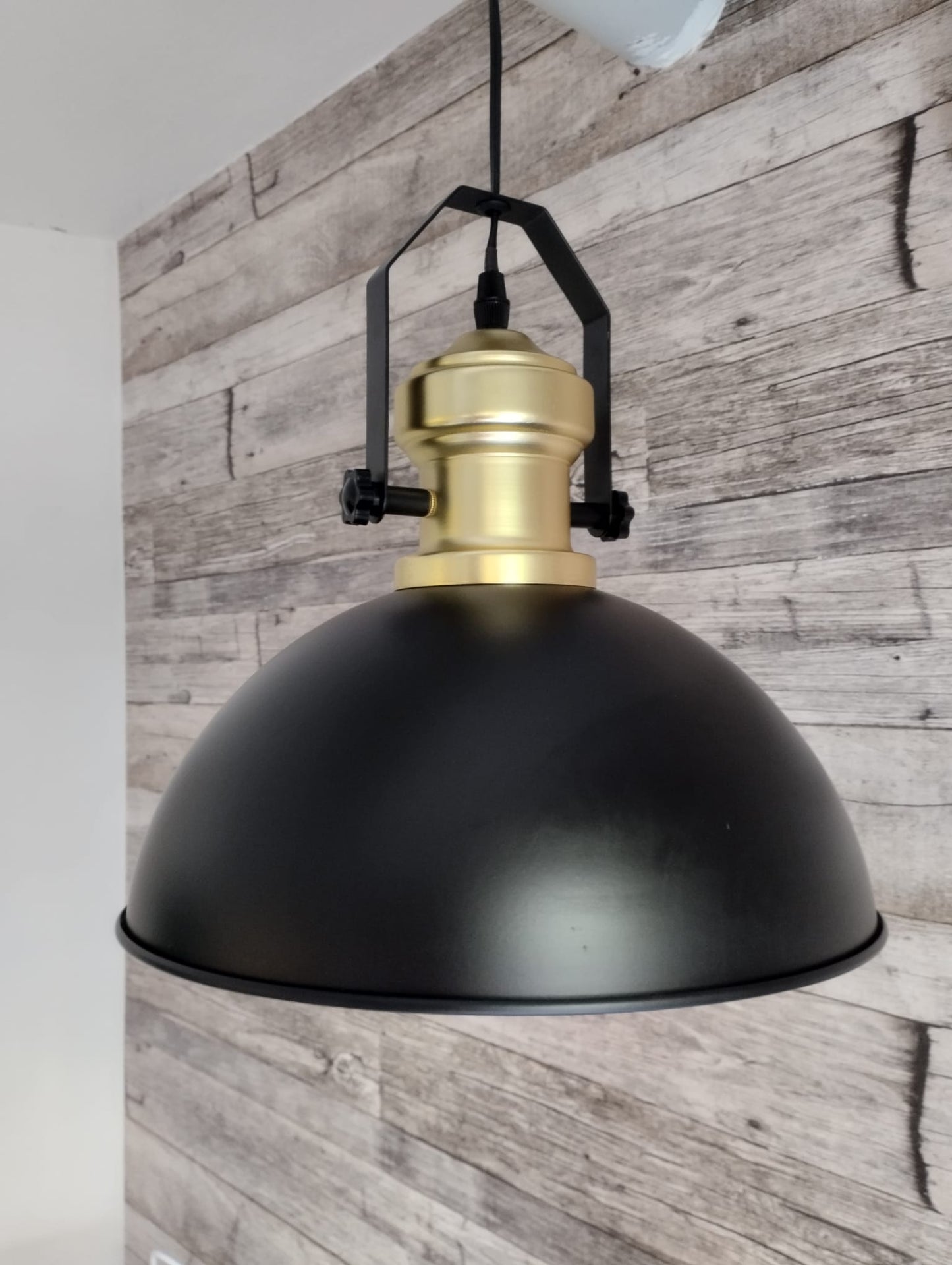 Taklampa - Sandhamn - H26/Ø24 cm - Metall