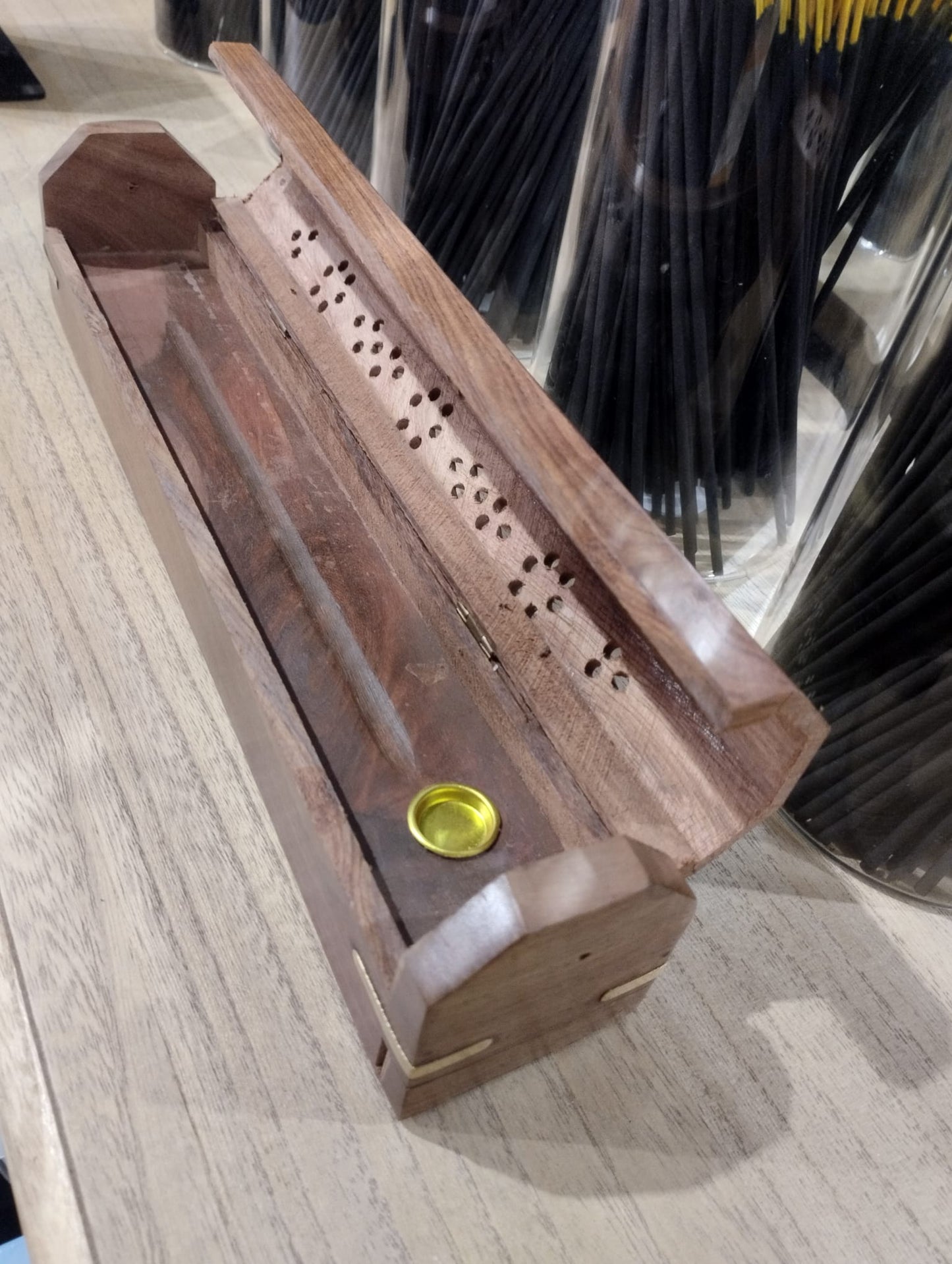 Box för rökelsepinnar - 30 cm - shishamträ