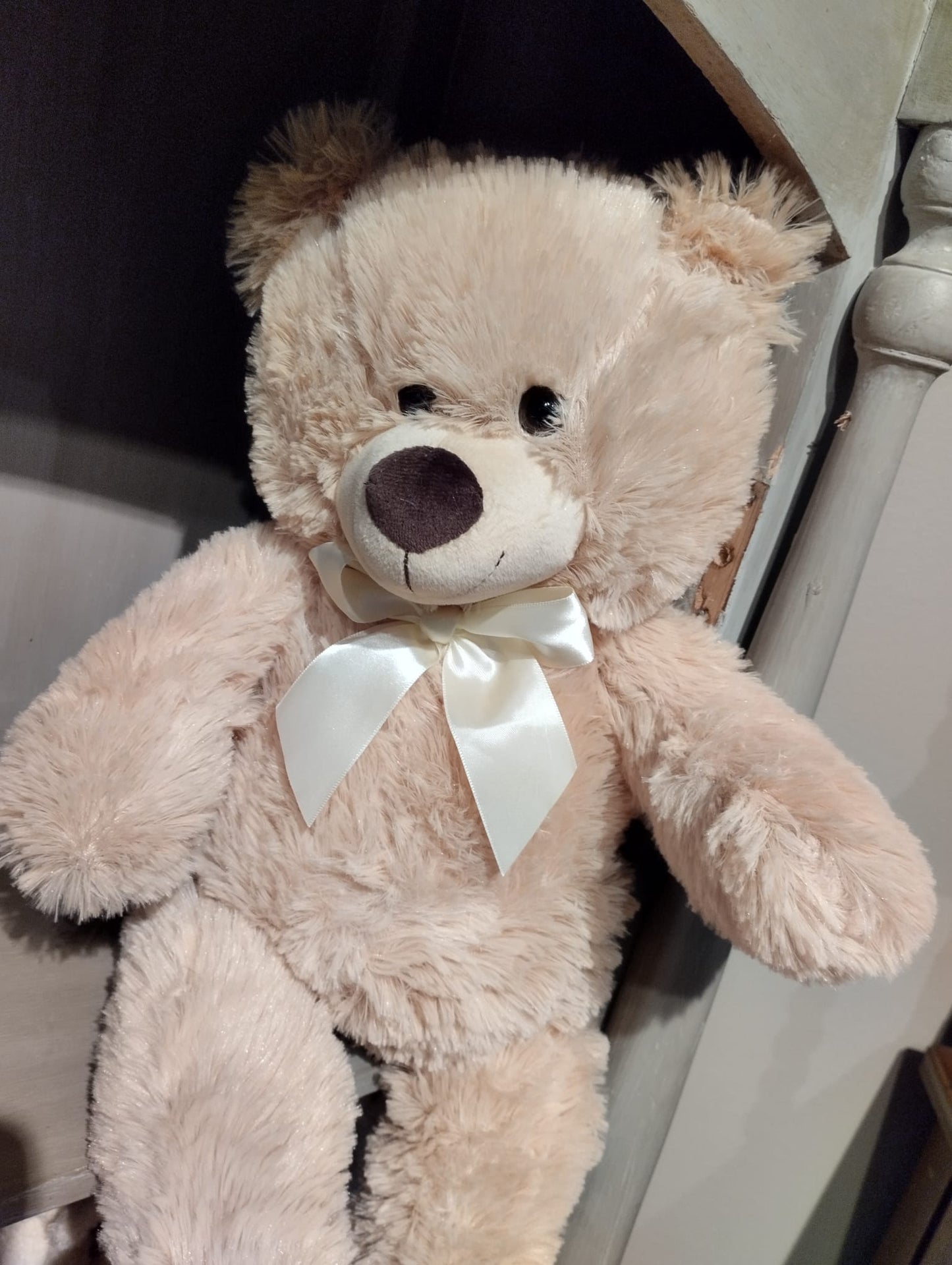 Sittande Nalle med Slips - Höjd: 56 cm