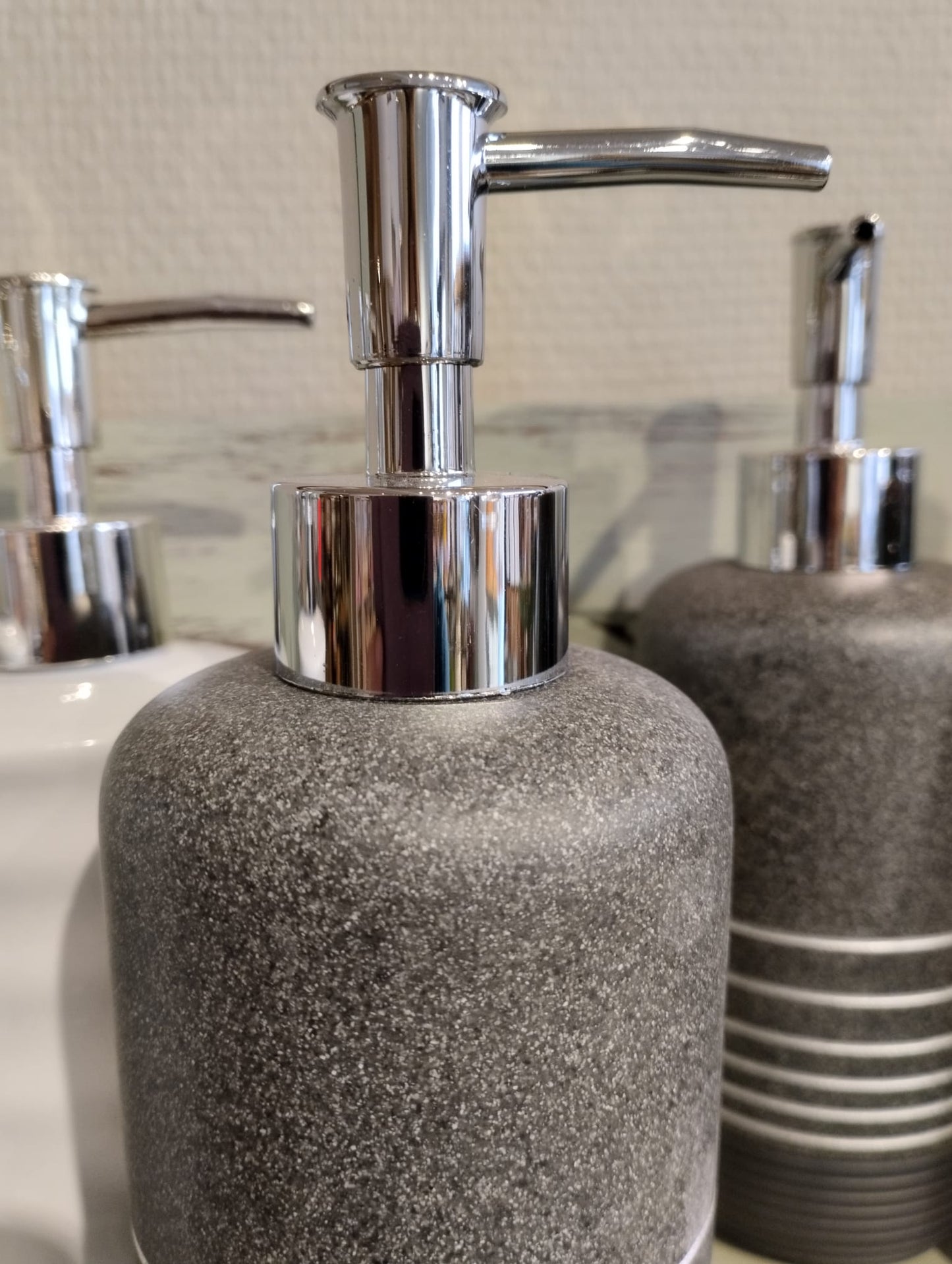 Tvåldispenser i Stenoptik - Tvålpump