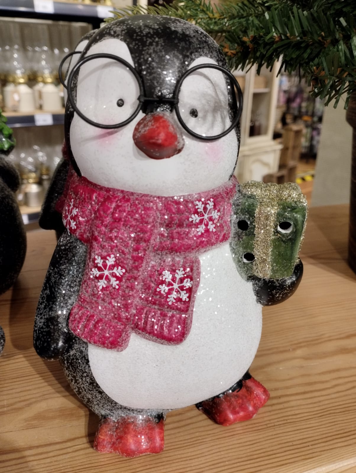 Pingviner med stora glasögon och halsduk - Juldekoration