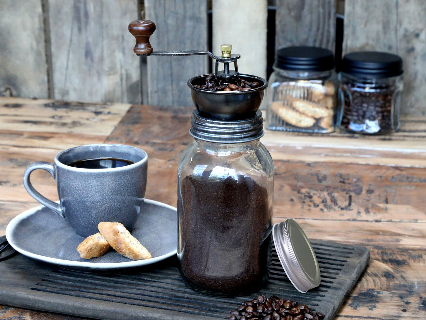 Modern Kaffekvarn med Lock