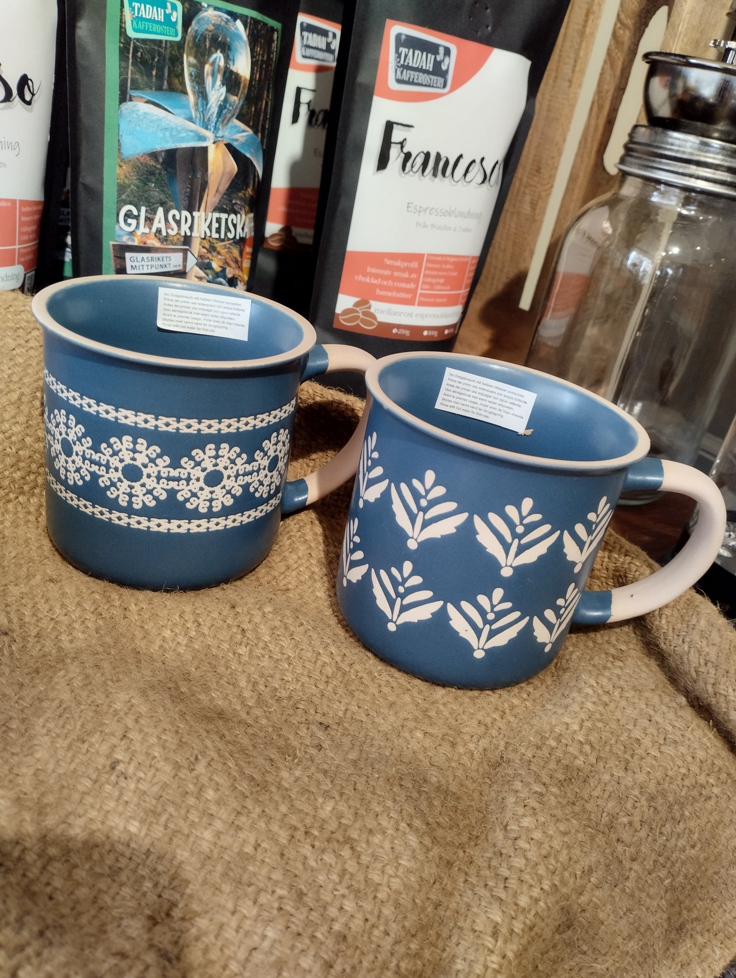 Mugg - Blå Vit - med Dekor