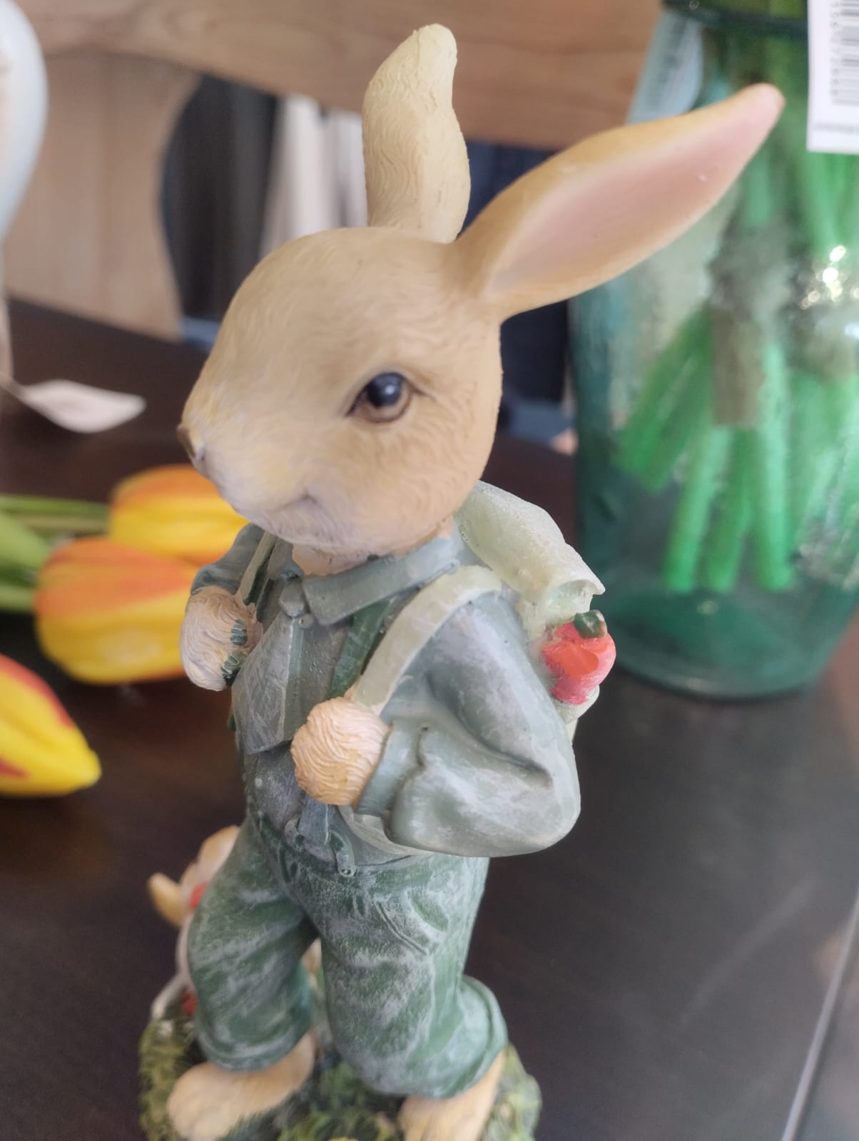 Påskhare med ryggsäck eller blomsterkorg - H15cm