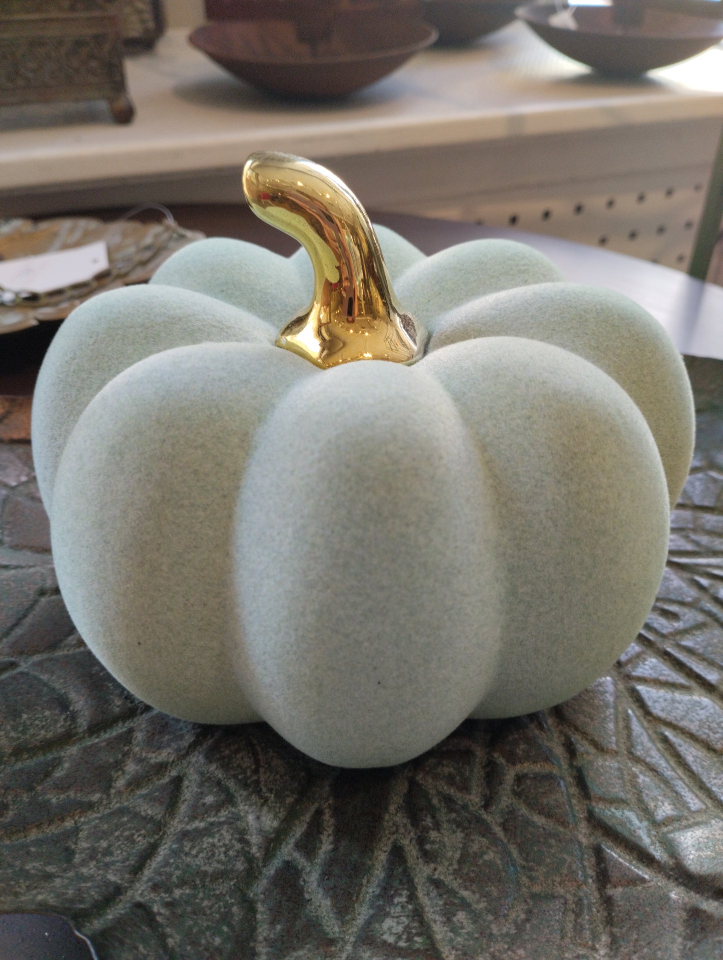 Halloween-pumpa i orange & mintgrönt
