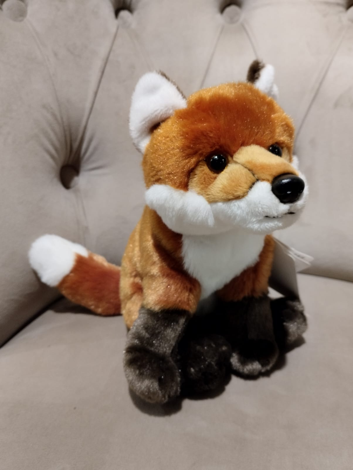 Gosedjur Räv, sittande - 21 cm (höjd) - Plyschleksak