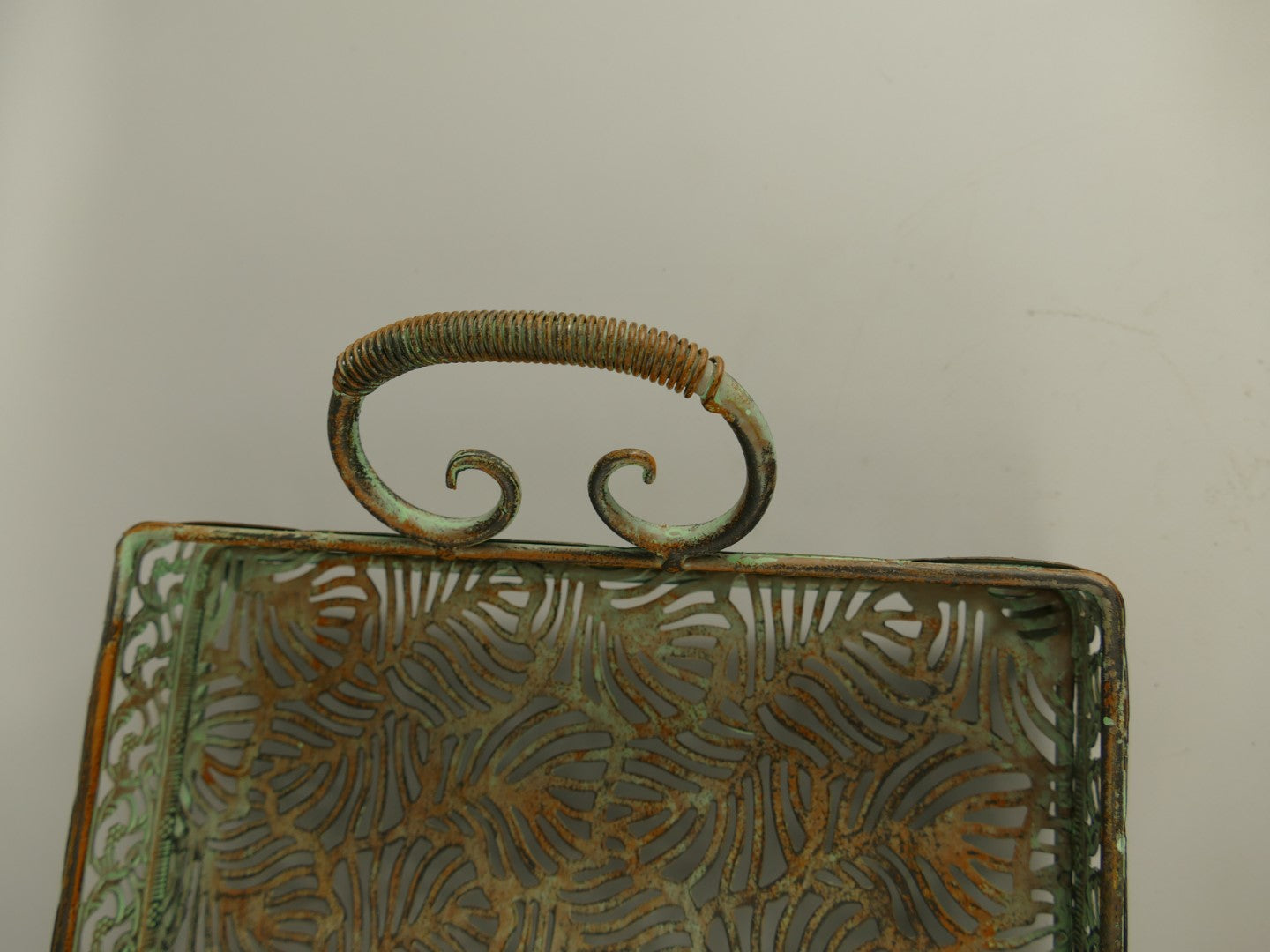 Bricka Paradis - L 54 cm - antik grön