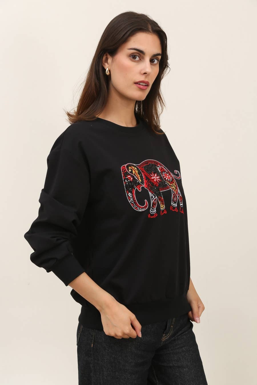 Sweatshirt med rund halsringning, broderad elefant: svart