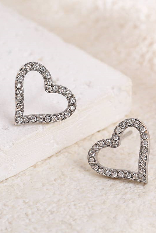 Silverörhängen med utskurna och strassprydda hjärtan