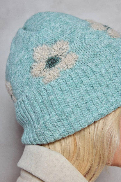 Blommig mössa i ull: Ljusblå - 20% Ull