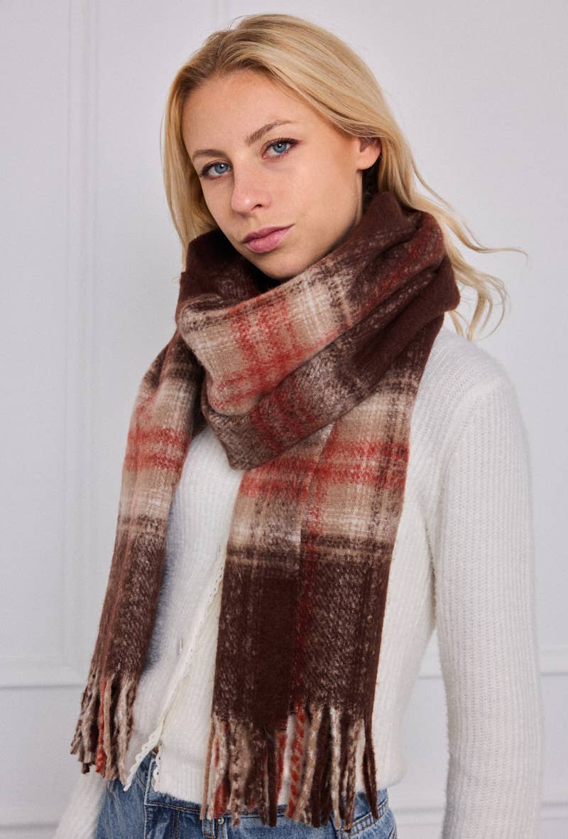 Rutig ullhalsduk: Brun - 30% Ull