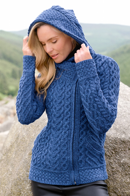 Kofta med huva 100 % merinoull : Marl Blå