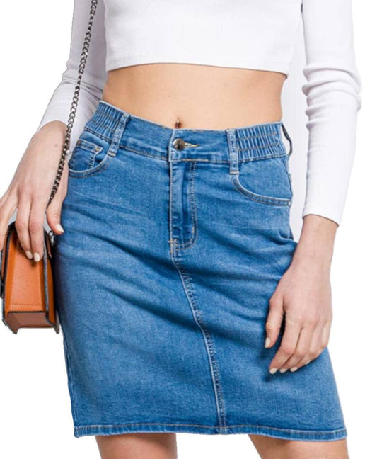 Kort jeanskjol till knäet, med elastisk midja: denim blå