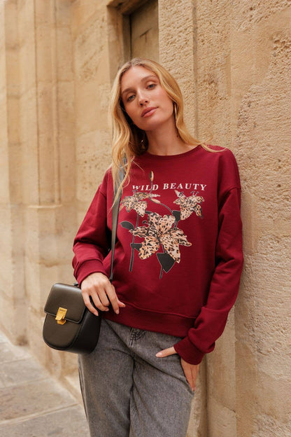 Sweatshirt med rund hals, ”Vild skönhet”: Bordeaux