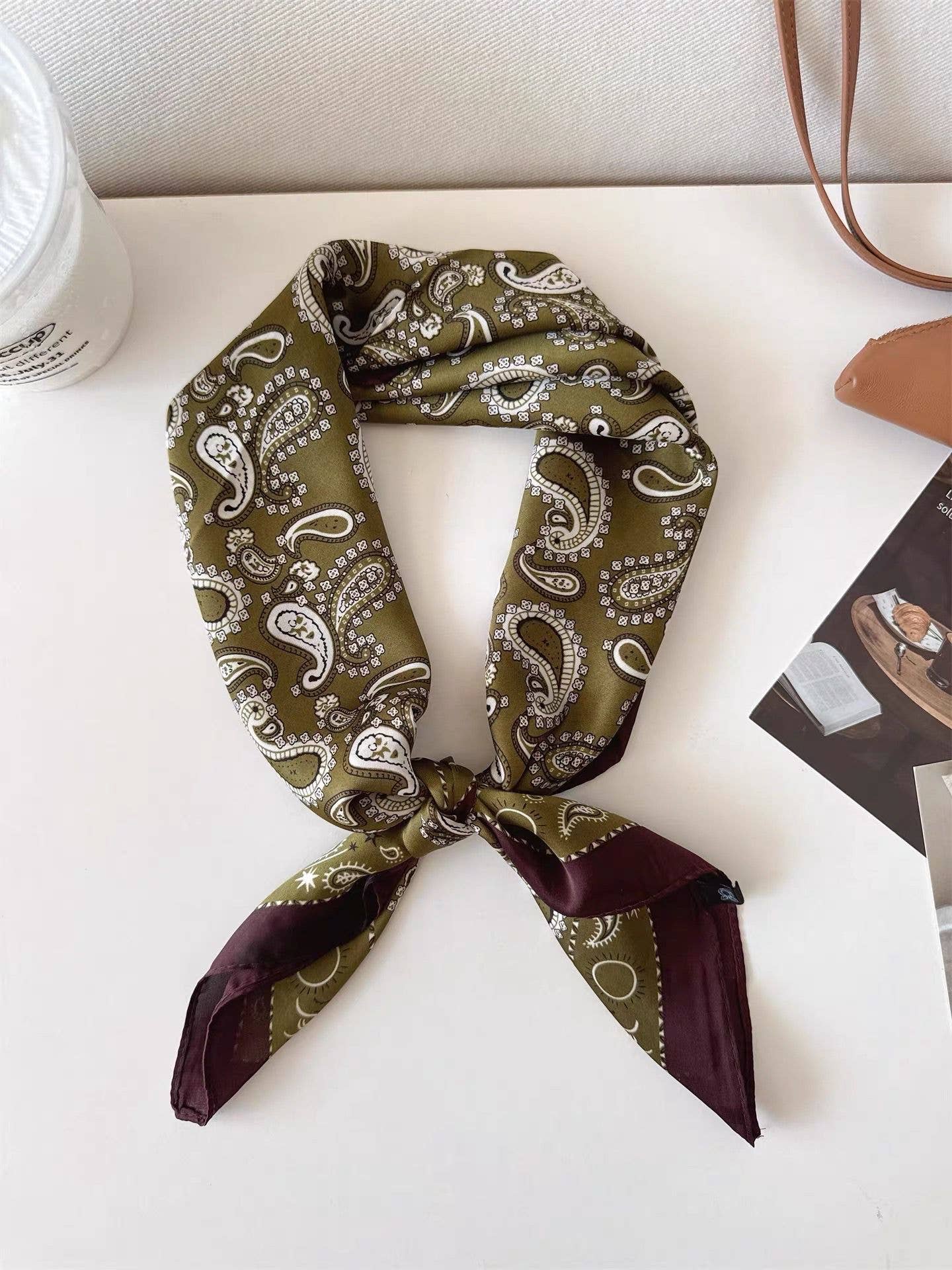 Sjal i silkesblandning - Färg: grön/brun