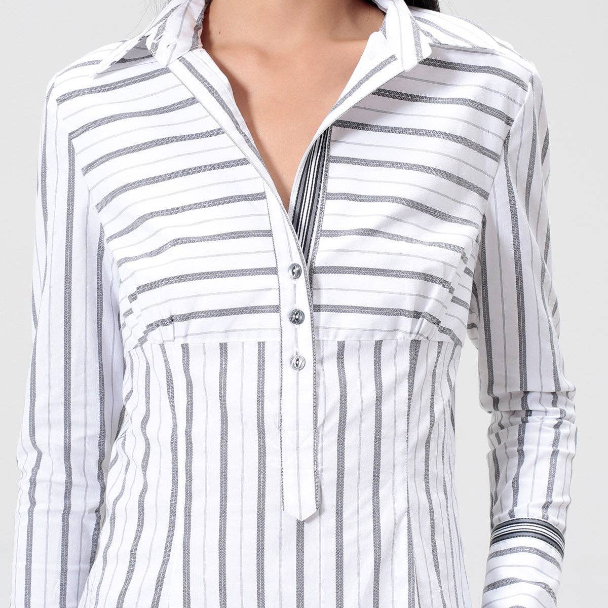 Figurnära Blus i Bomull