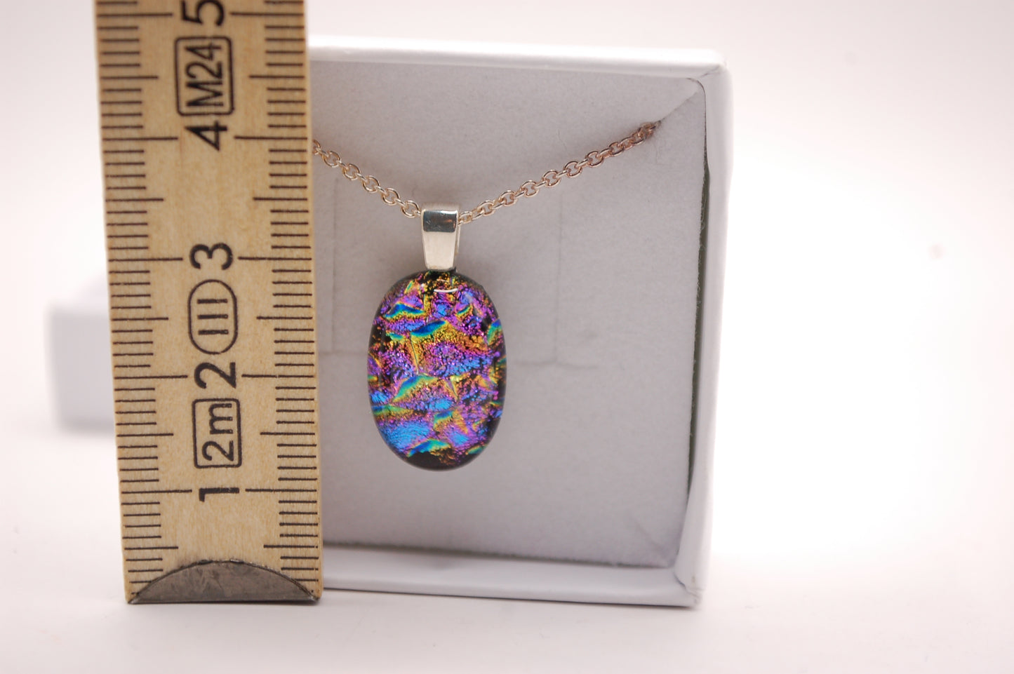 Halskedja - Litet Glashänge - Dichroic Glas - Lila/Färgglad - Silver