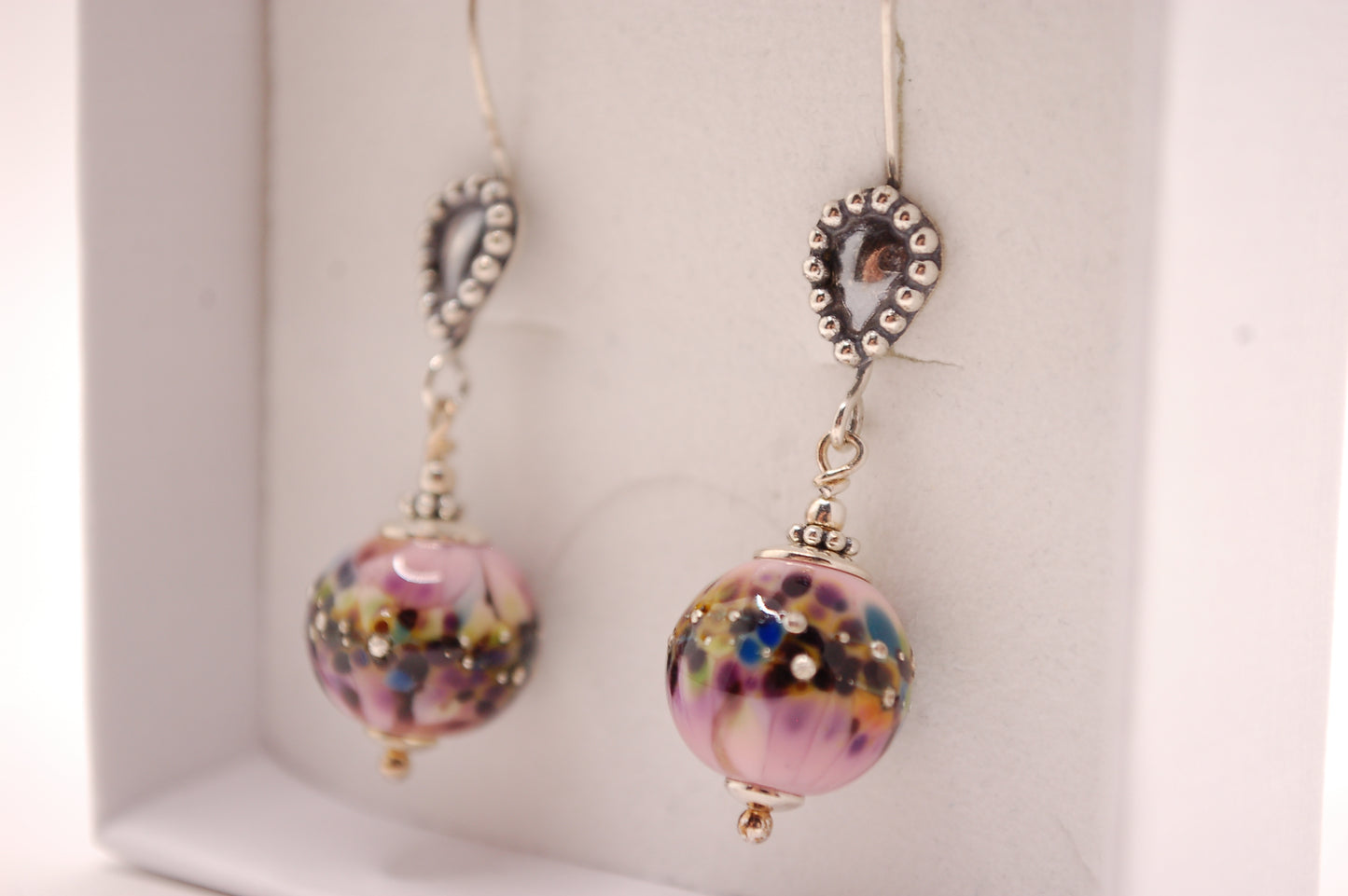 Örhängen i glas och 925 sterling silver - Rosa - Marianne Degener