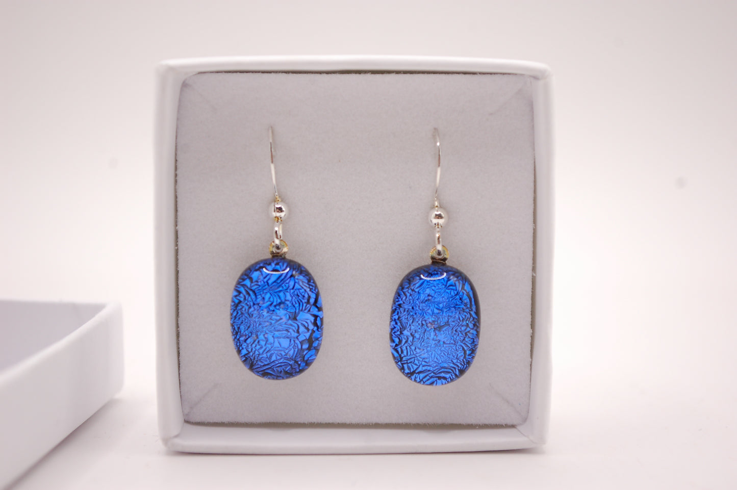 Par Örhängen - Dichroic Glas - Blå - Silver - Marianne Degener