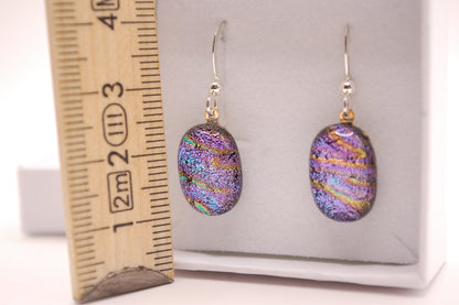 Par Örhängen - Dichroic Glas - Lila - Silver - Marianne Degener