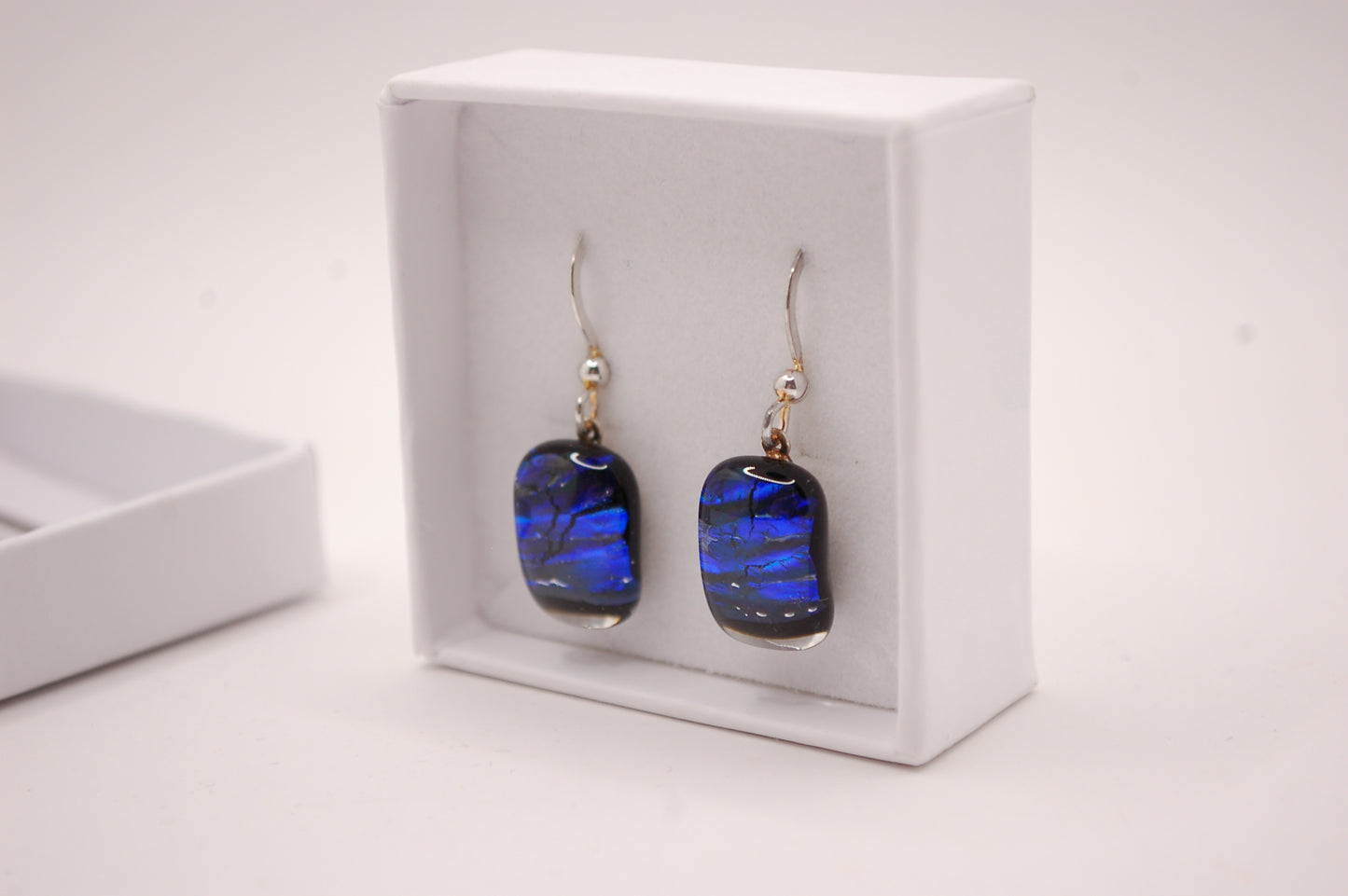 Par Örhängen - Dichroic Glas - Mörkblå - Silver - Marianne Degener