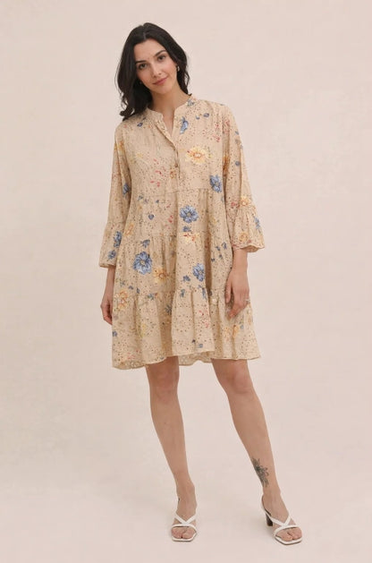 Klänning m. blommönster i 100 % bomull : Kamel