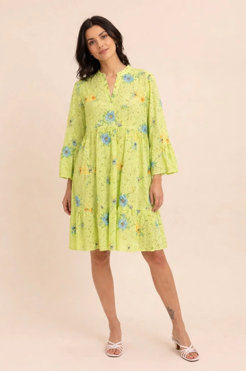 Klänning m. blommönster i 100 % bomull : Lime