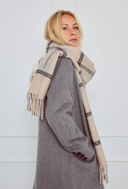 Rutig ullhalsduk Beige - 30% Ull