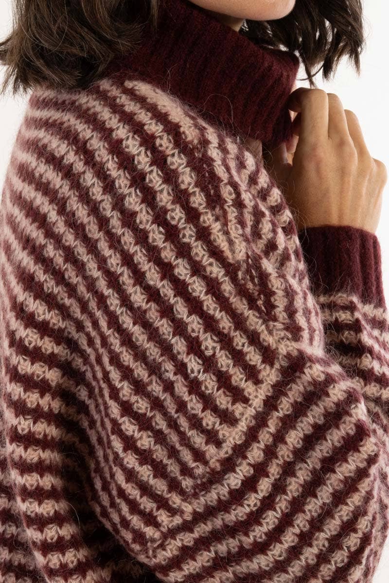 Danecaring Alpaca Rollneck Tröja Dk Merlot/Powder - OEKO-TEX