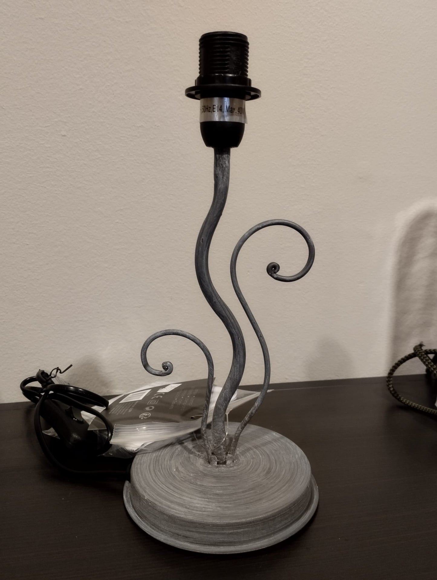 Lampfot Virvel Grå - 28cm