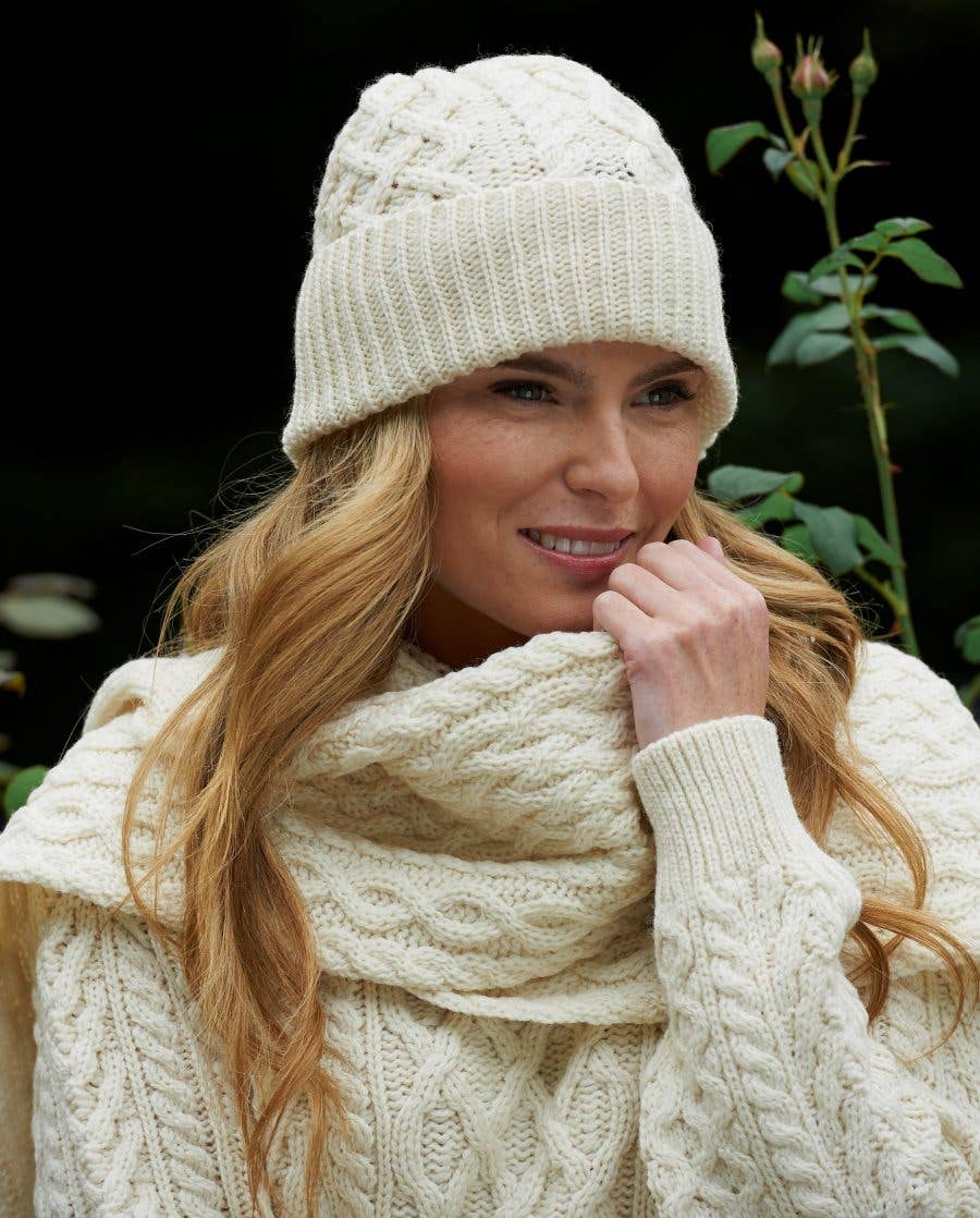 Spaljé mönster mössa - 100% merinoull - Natur