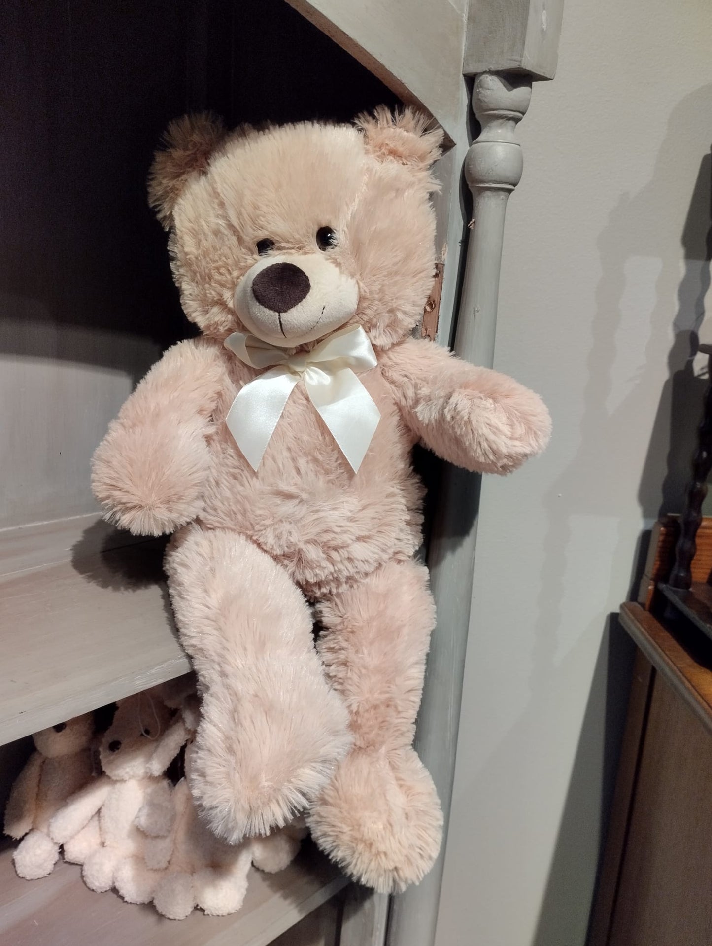 Sittande Nalle med Slips - Höjd: 56 cm