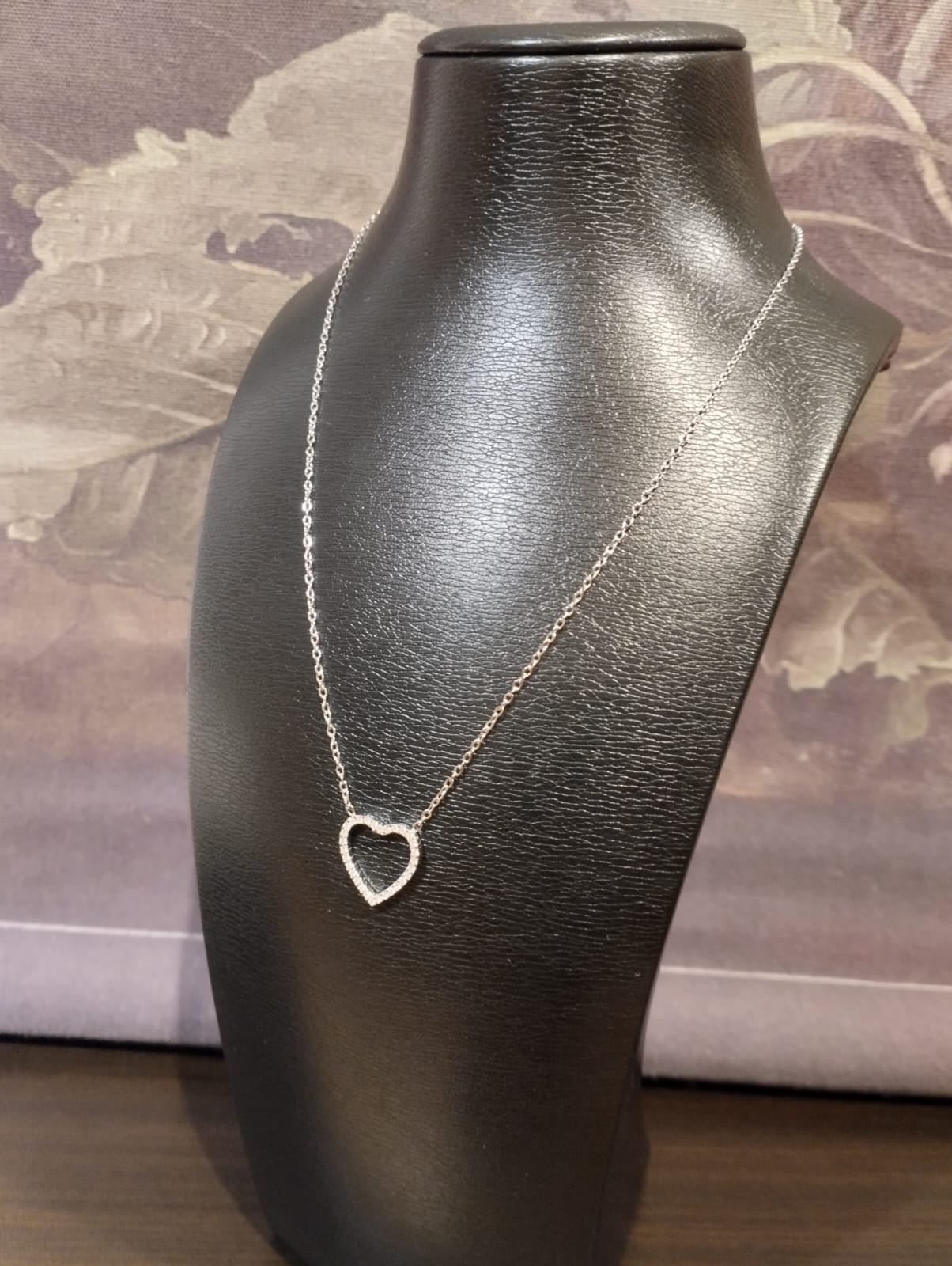 Elegant Silverhalsband med Hjärtat