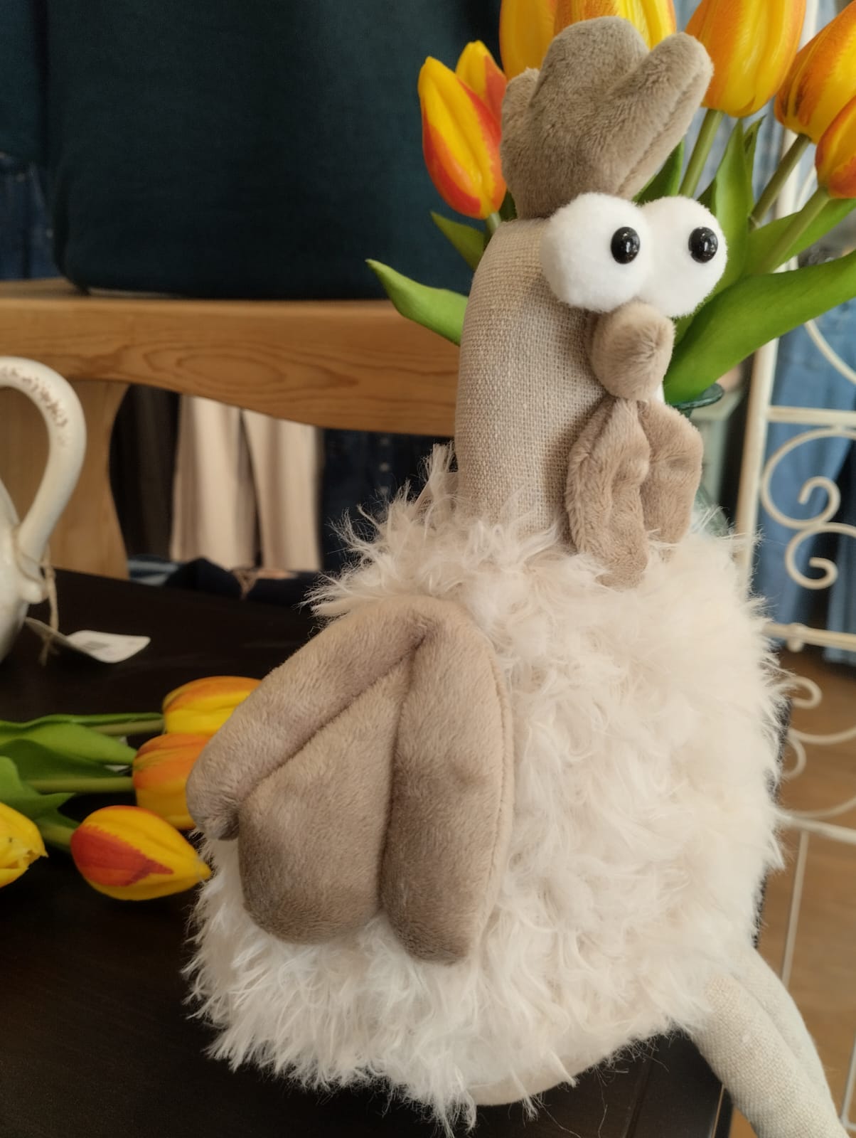 Kant­sittande höna i textil  40cm - Påskdekoration