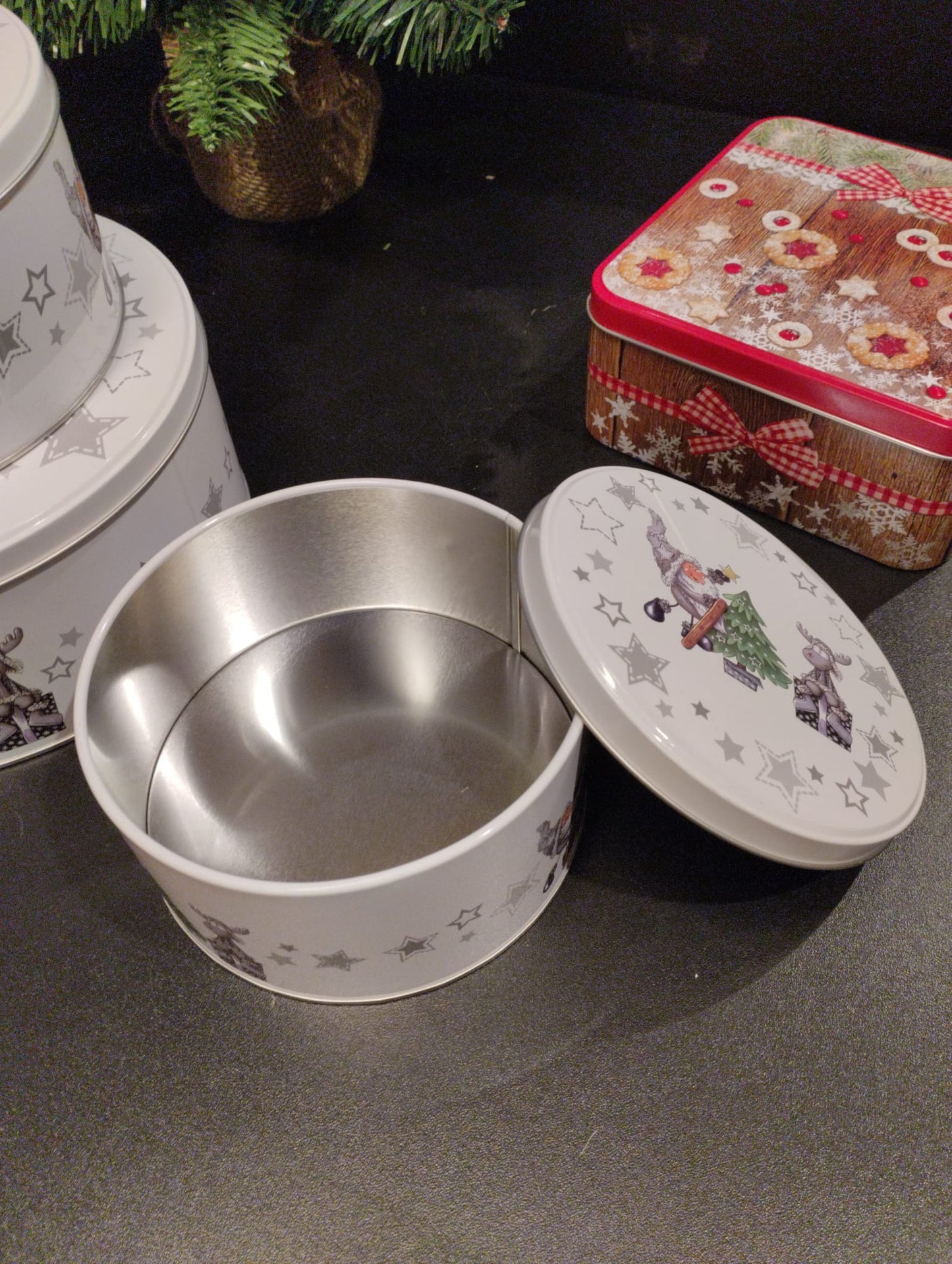 Småkagedåse - julemand og elge - lille