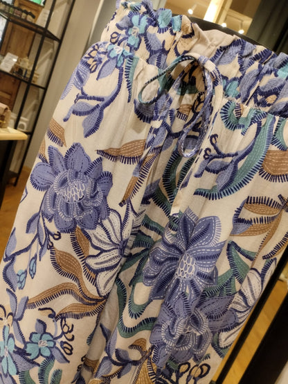 Blå blommiga byxor med fickor - M/L - 952-7