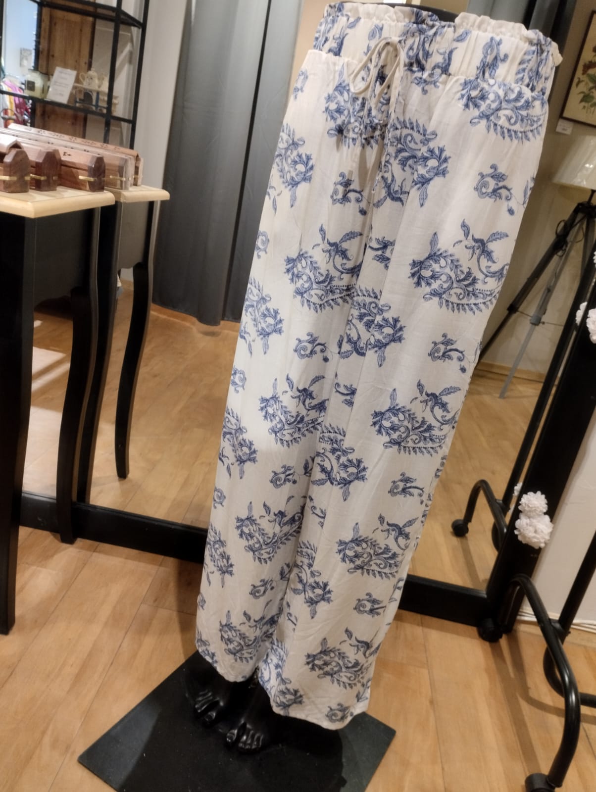 LAYLA - Geometriska byxor i stora storlekar