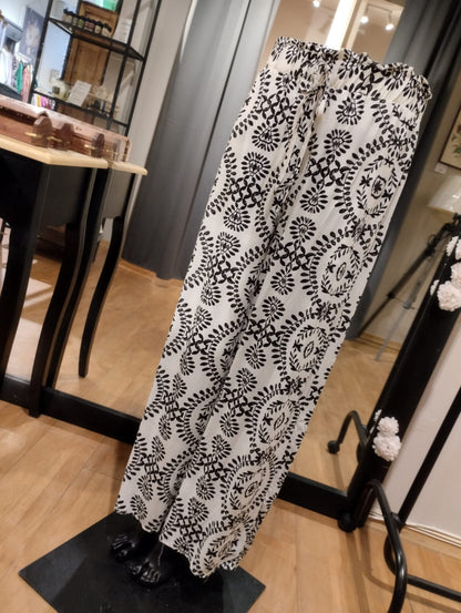 LAYLA - Geometriska byxor i stora storlekar