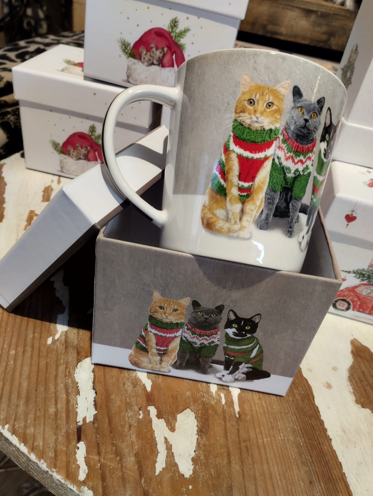 Mugg Jul Katter med Tröjor - 0,4 l