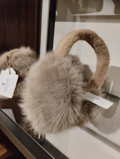 Öronskydd i fuskpäls: Brun