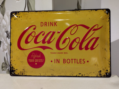 Plåtskylt - Coca-Cola Logo - Gul 20×30 cm
