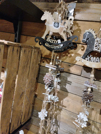 Hängare Gunghäst - Juldekoration - Trä