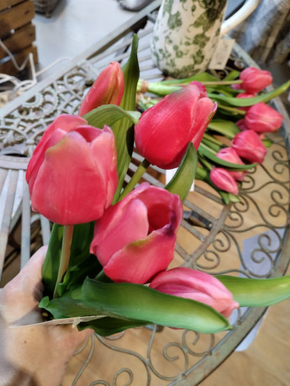 Konstgjorda Tulpaner - Bukett om 5 - 30 cm - Färg: rosa