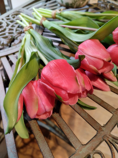 Konstgjorda Tulpaner - Bukett om 5 - 30 cm - Färg: rosa